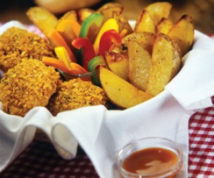 Crispy Chicken and Potatoes with Dipping Sauce