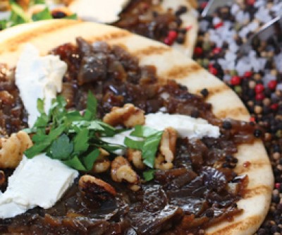 Caramelized-Onion and Gorgonzola Pizza